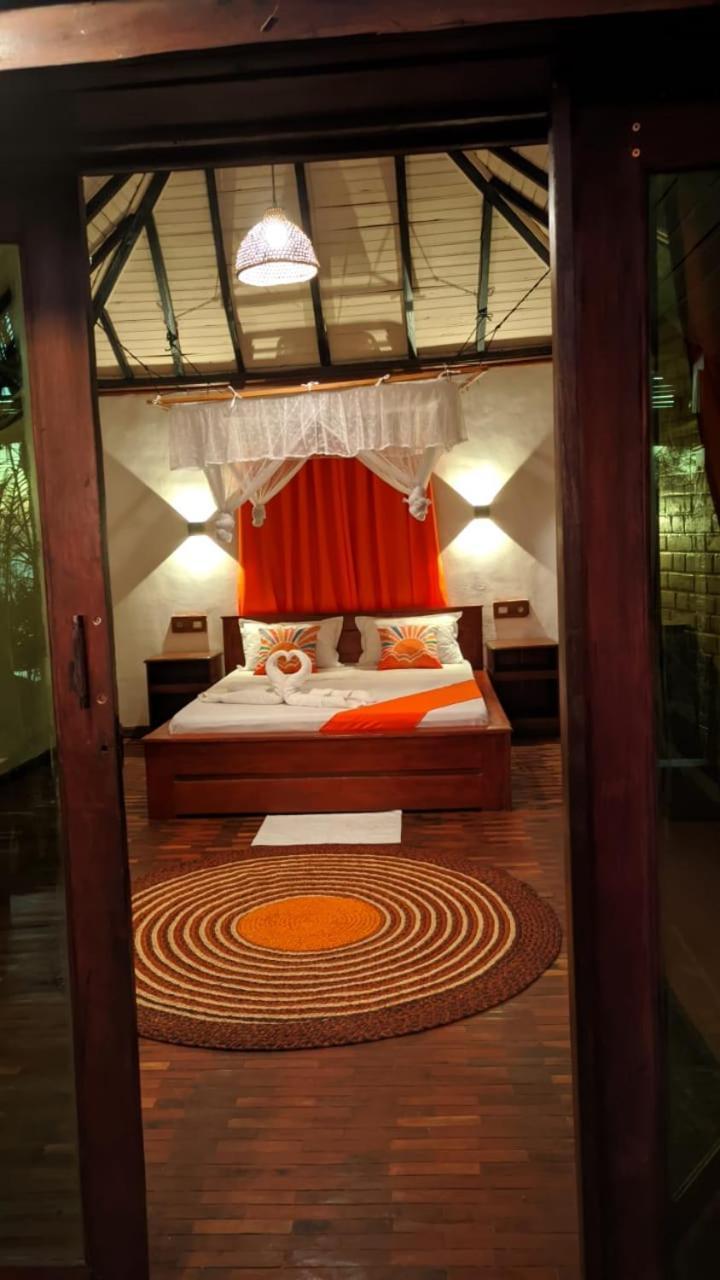 Ampazony Oasis Lodge Махадзанга Екстер'єр фото