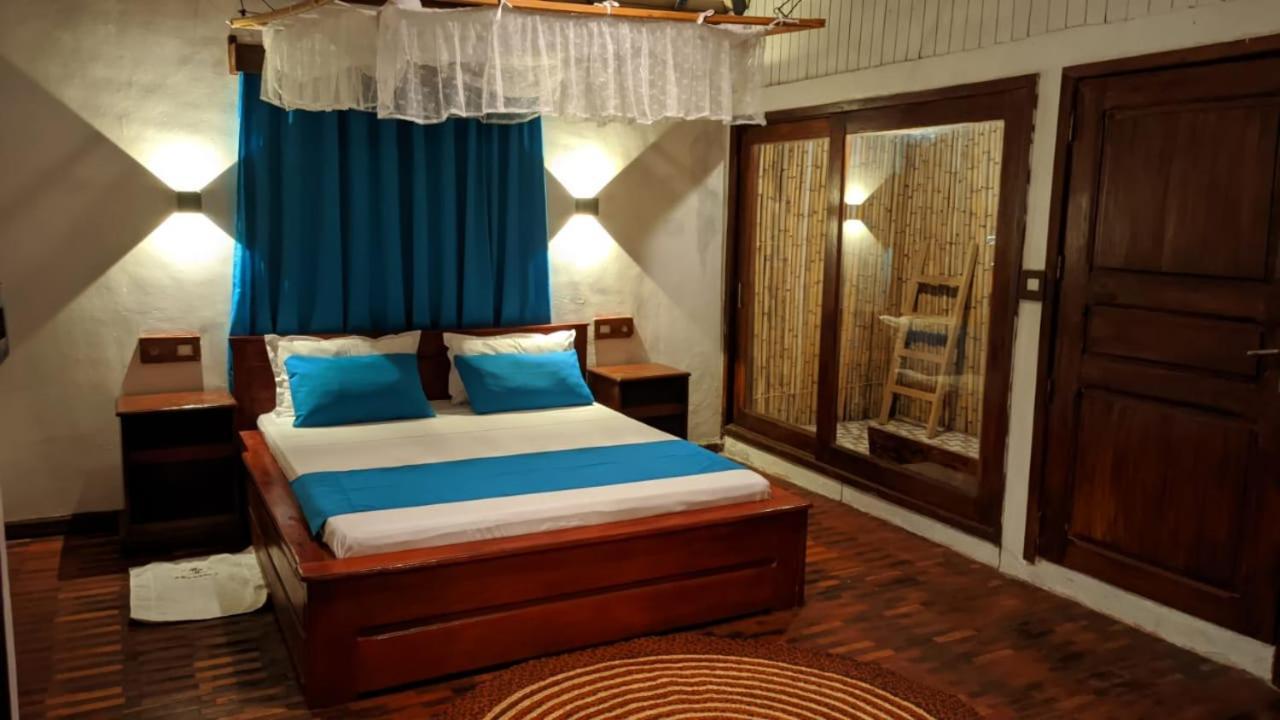 Ampazony Oasis Lodge Махадзанга Екстер'єр фото