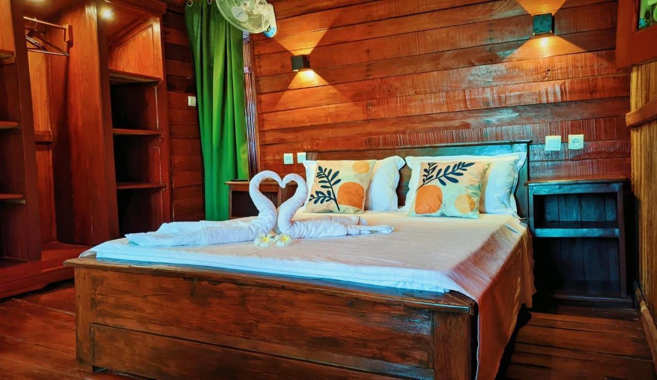Ampazony Oasis Lodge Махадзанга Екстер'єр фото