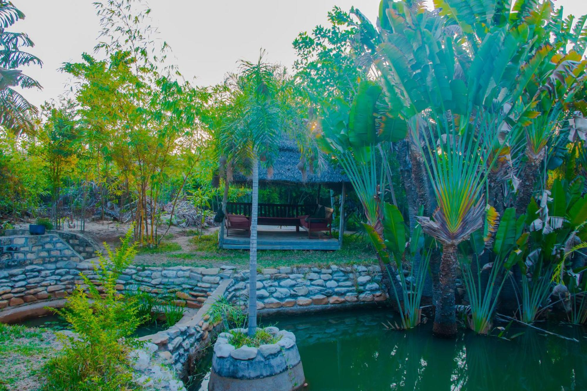 Ampazony Oasis Lodge Махадзанга Екстер'єр фото